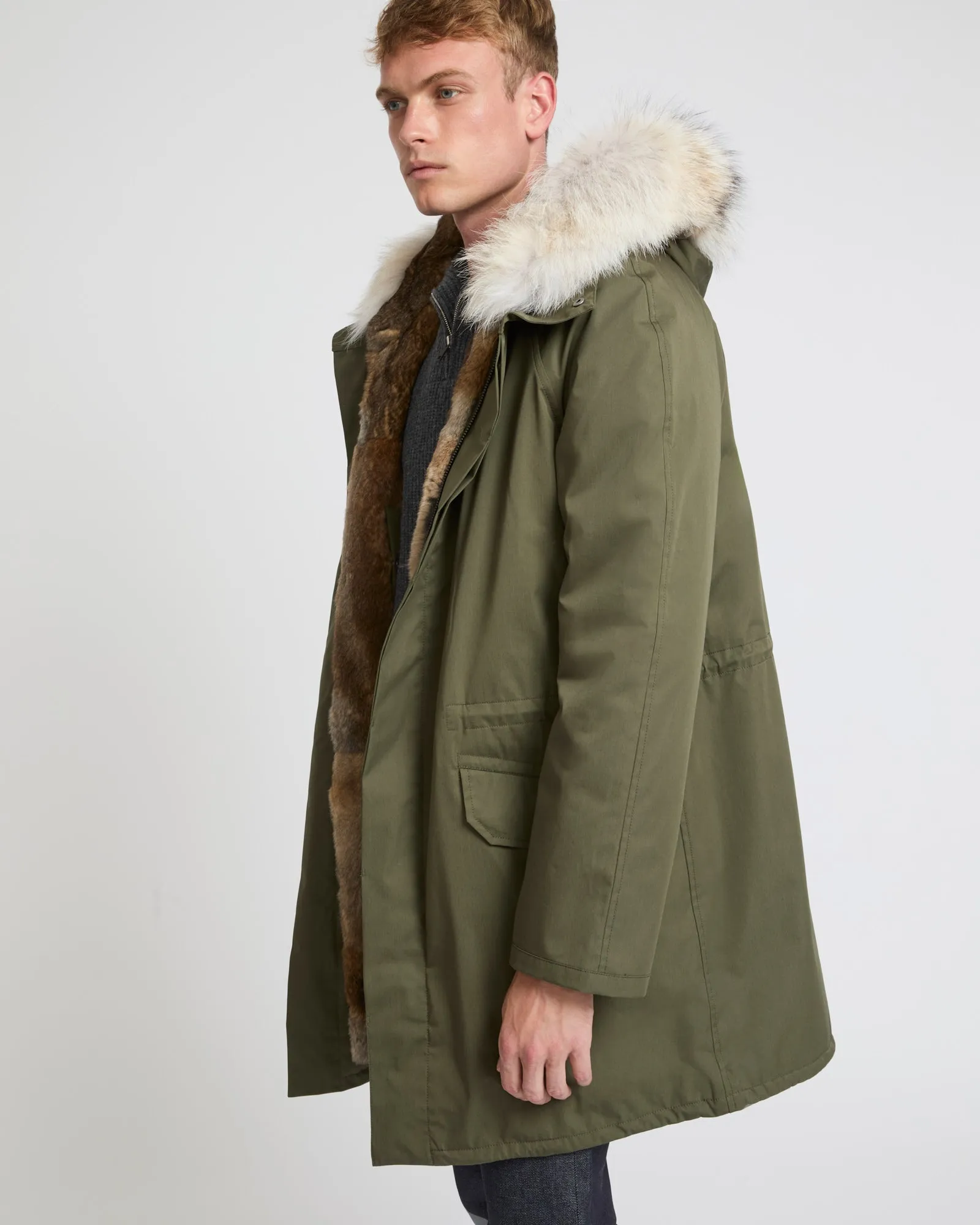 Parka iconique longue en coton technique avec fourrure de coyote et lapin